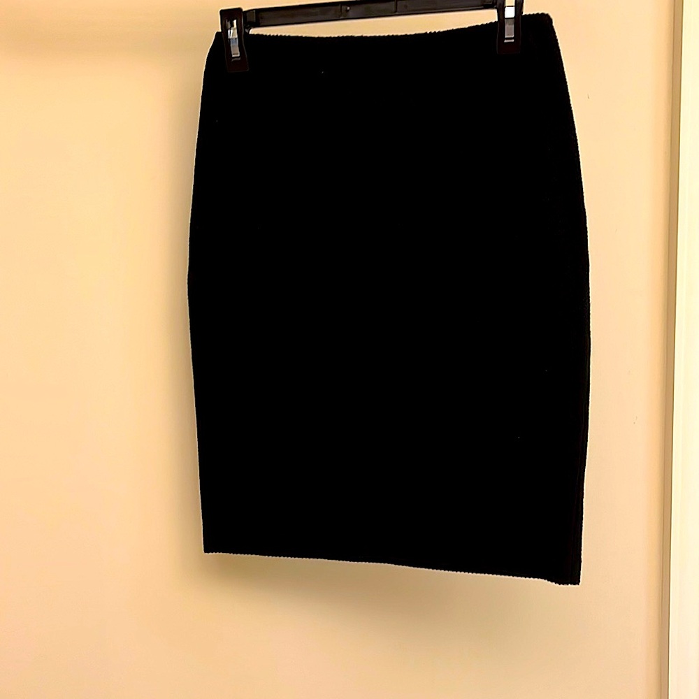 St. John black skirt size 2